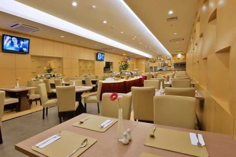 Lintas View Hotel Кота Кинабалу Екстериор снимка